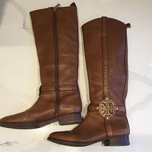Amazing Tory Burch boots